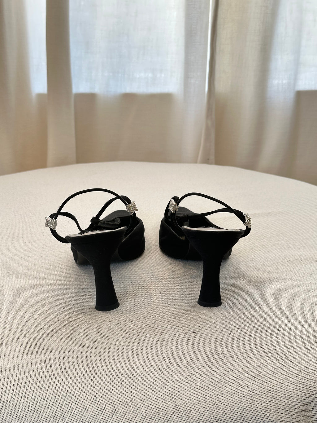 Stuart Weitzman Kitten Pointed Black Heel