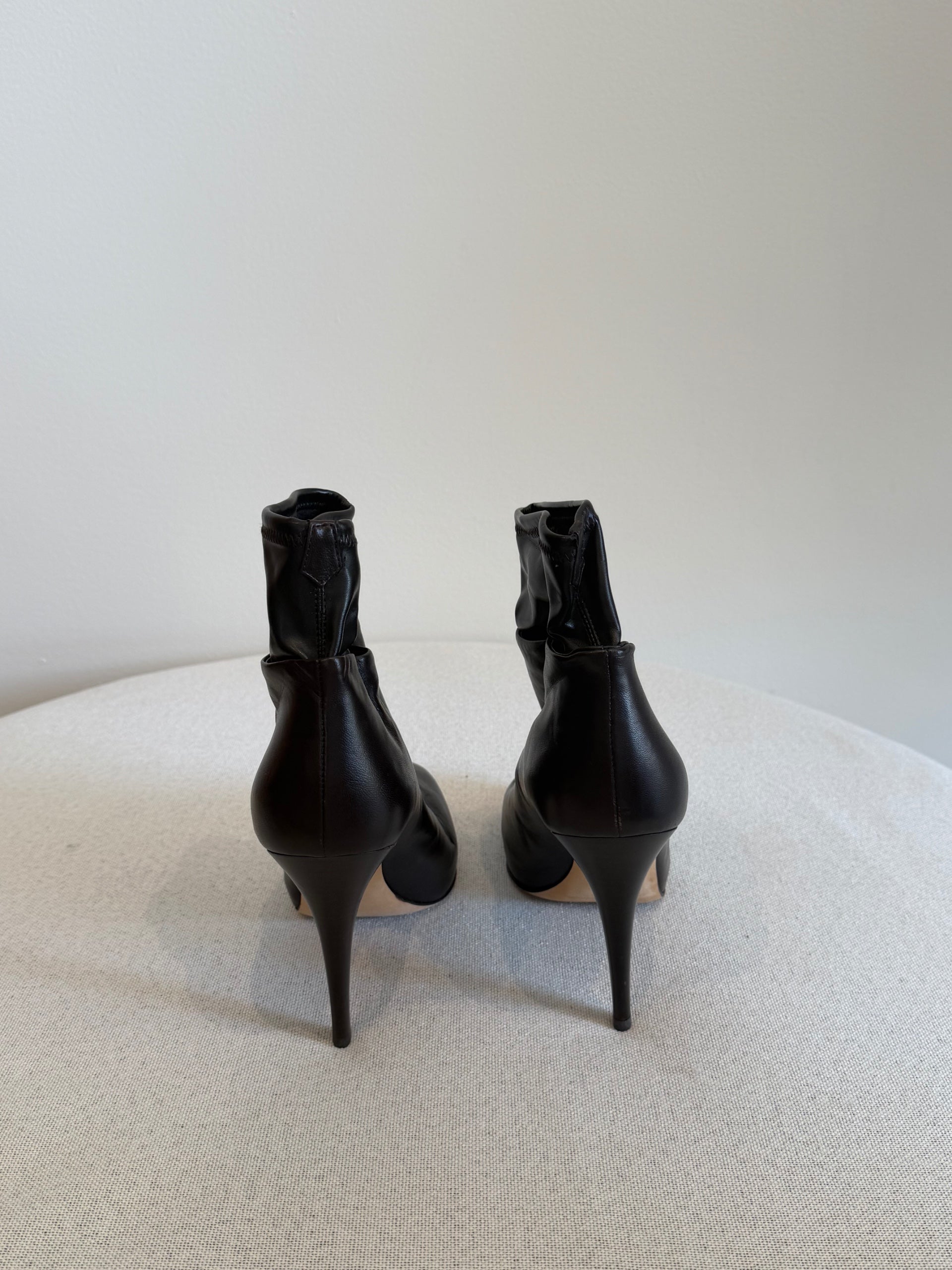 Vero Cuoio Multi Layered Booties
