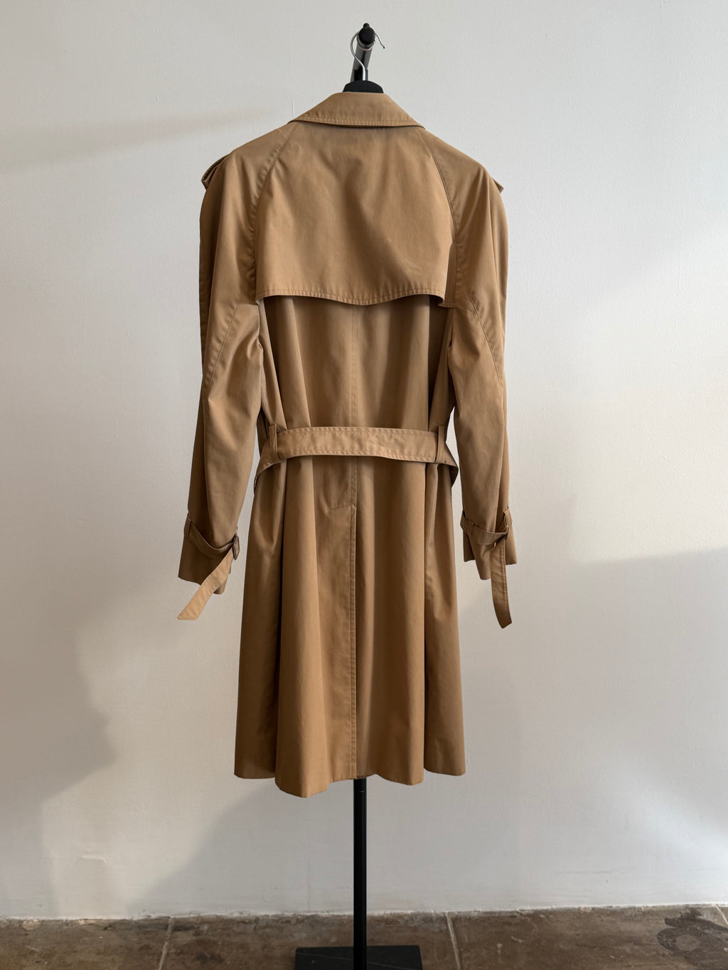 Vintage Bill Blass Neutral Trench