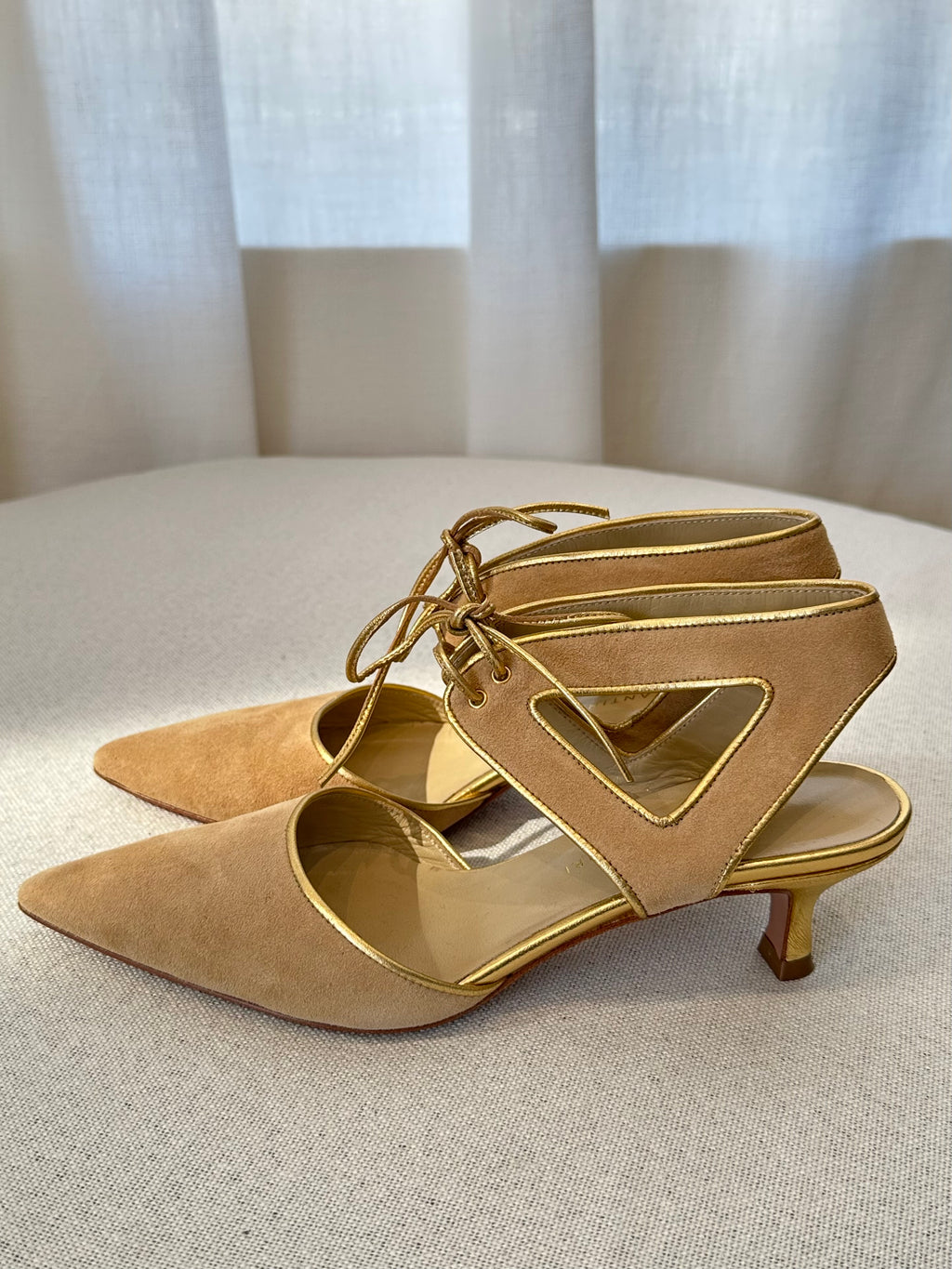 Enrico Antinori Suede Kitten Heels
