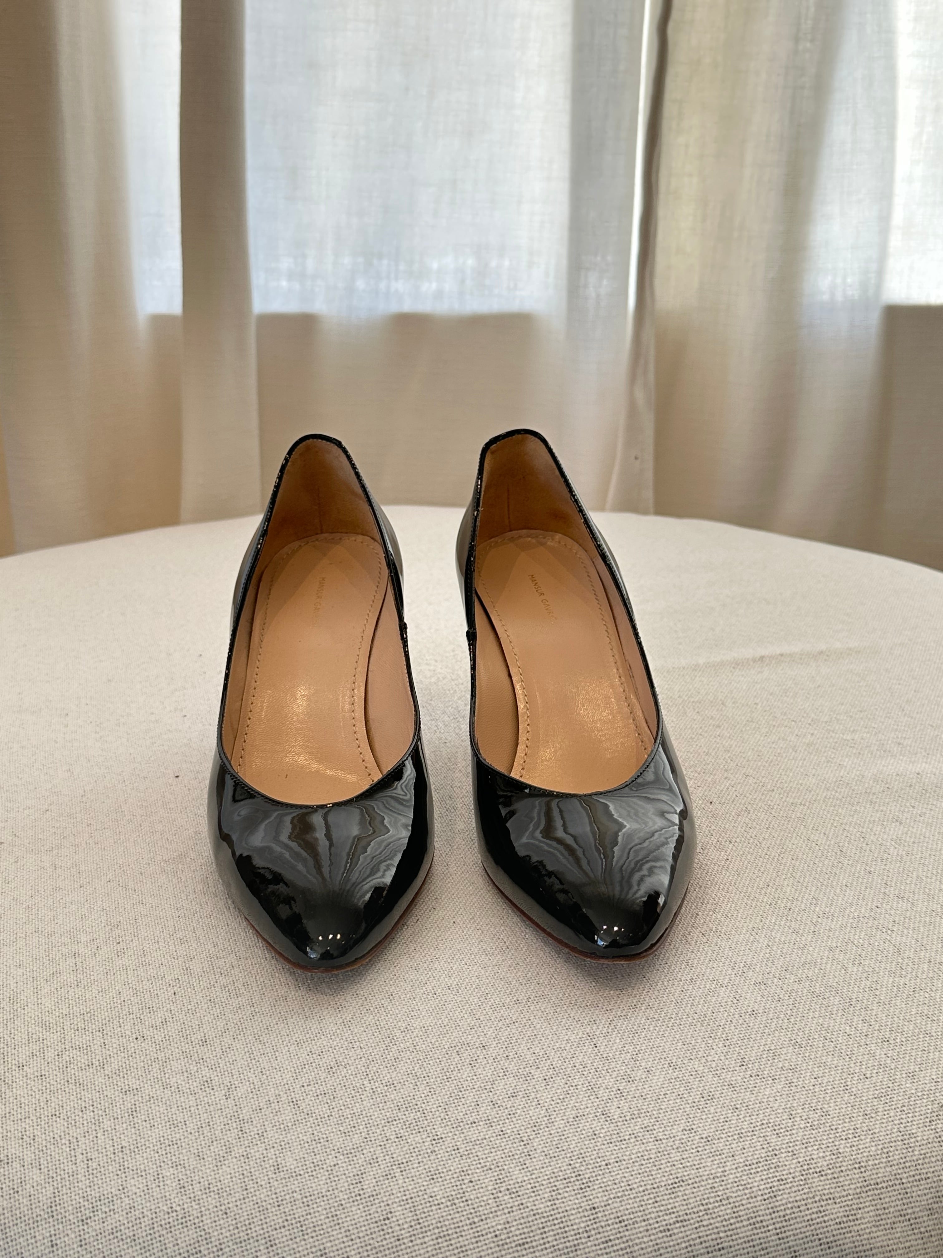 Mansur Gavriel Pumps