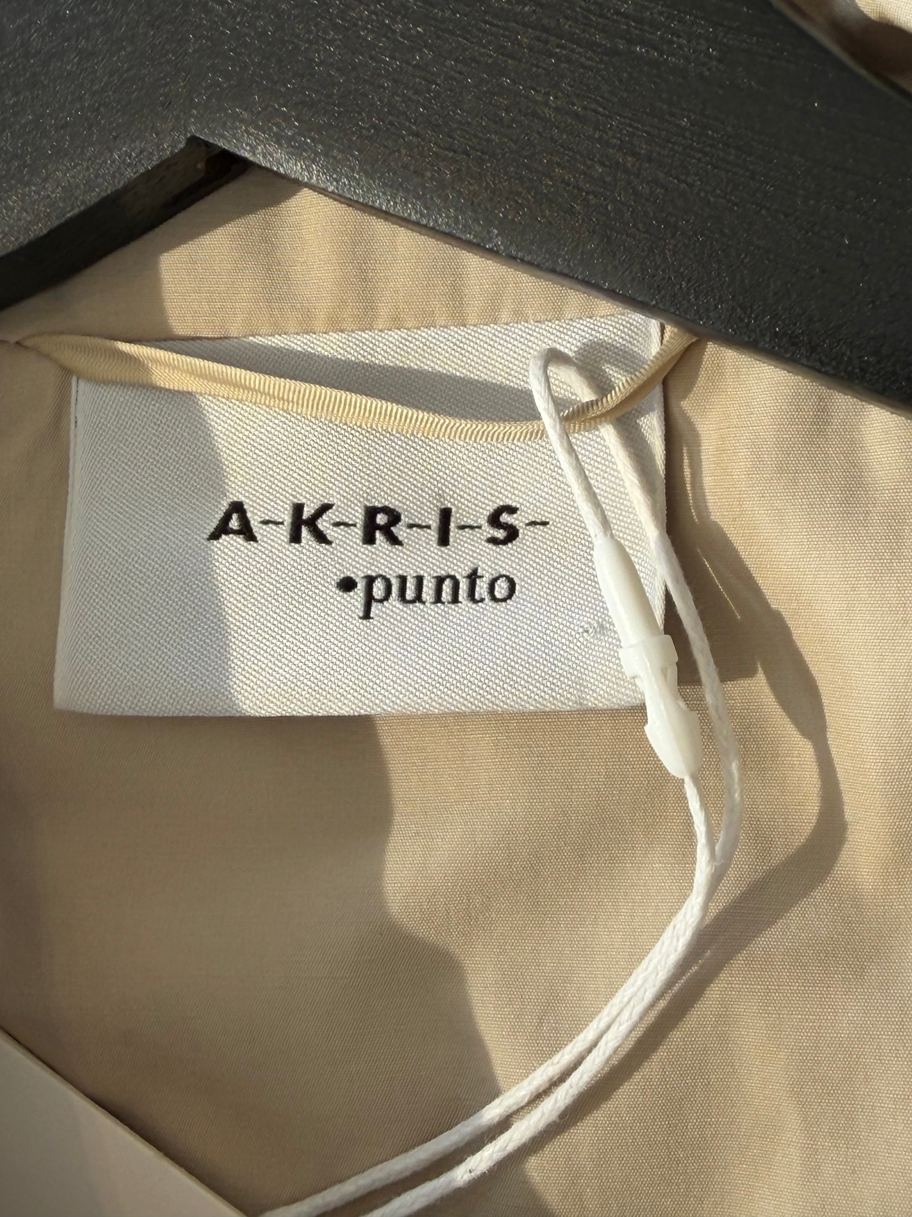 Akris Punto Beige Trench Coat