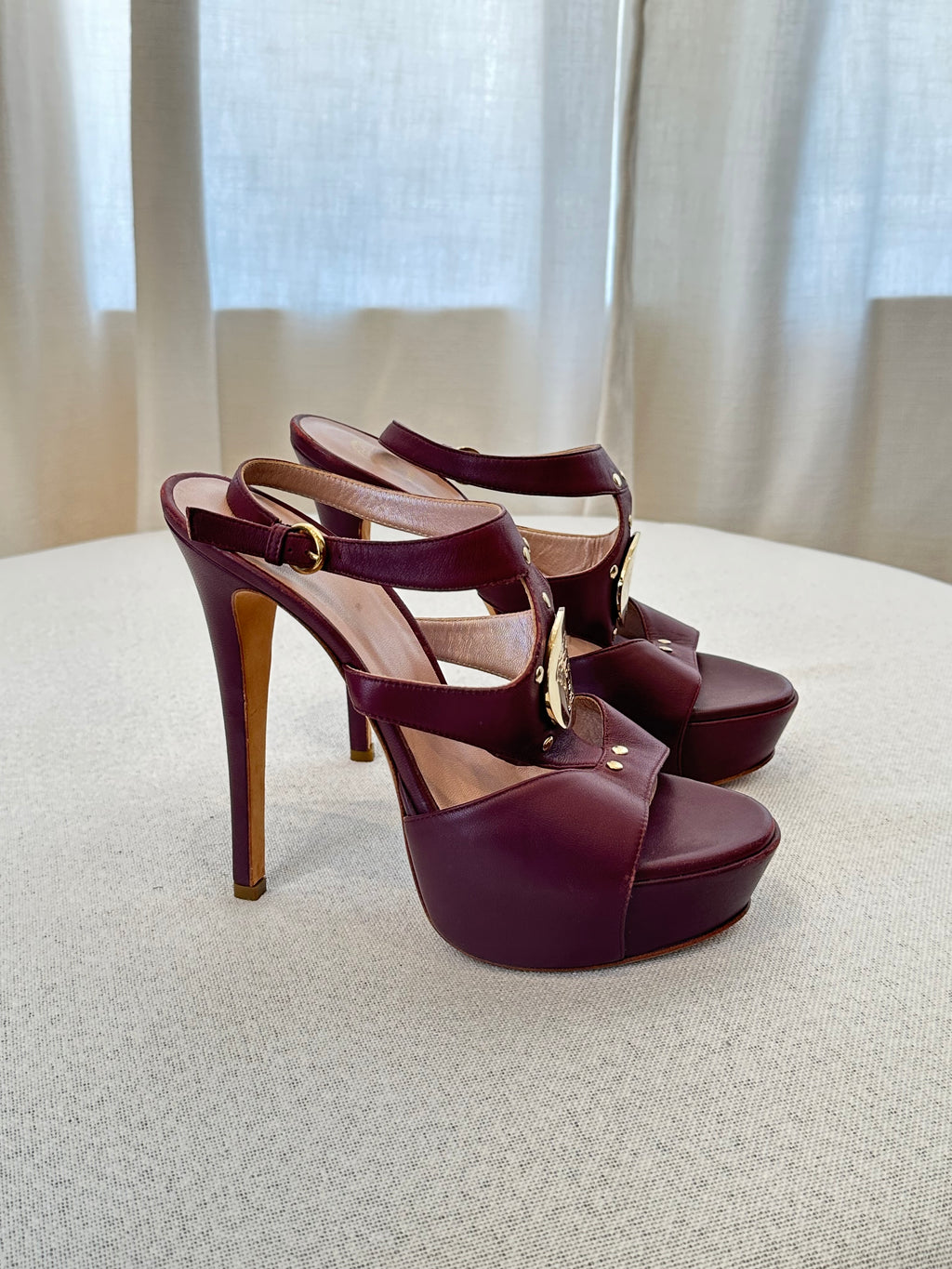 Gianni Versace Burgandy Heels