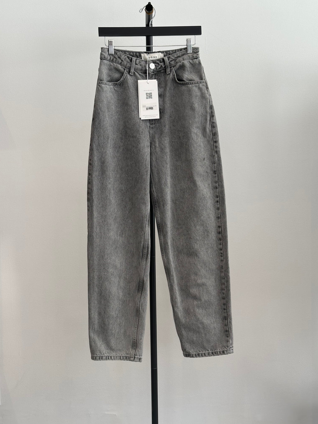 Rohe Barrel Leg  Gray Wash  Jeans, Sz M