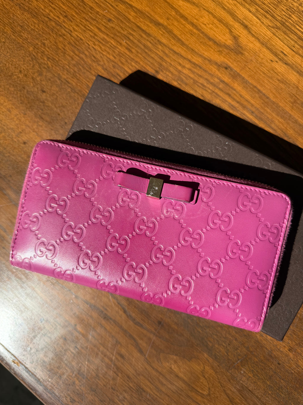 Gucci  Pink Wallet