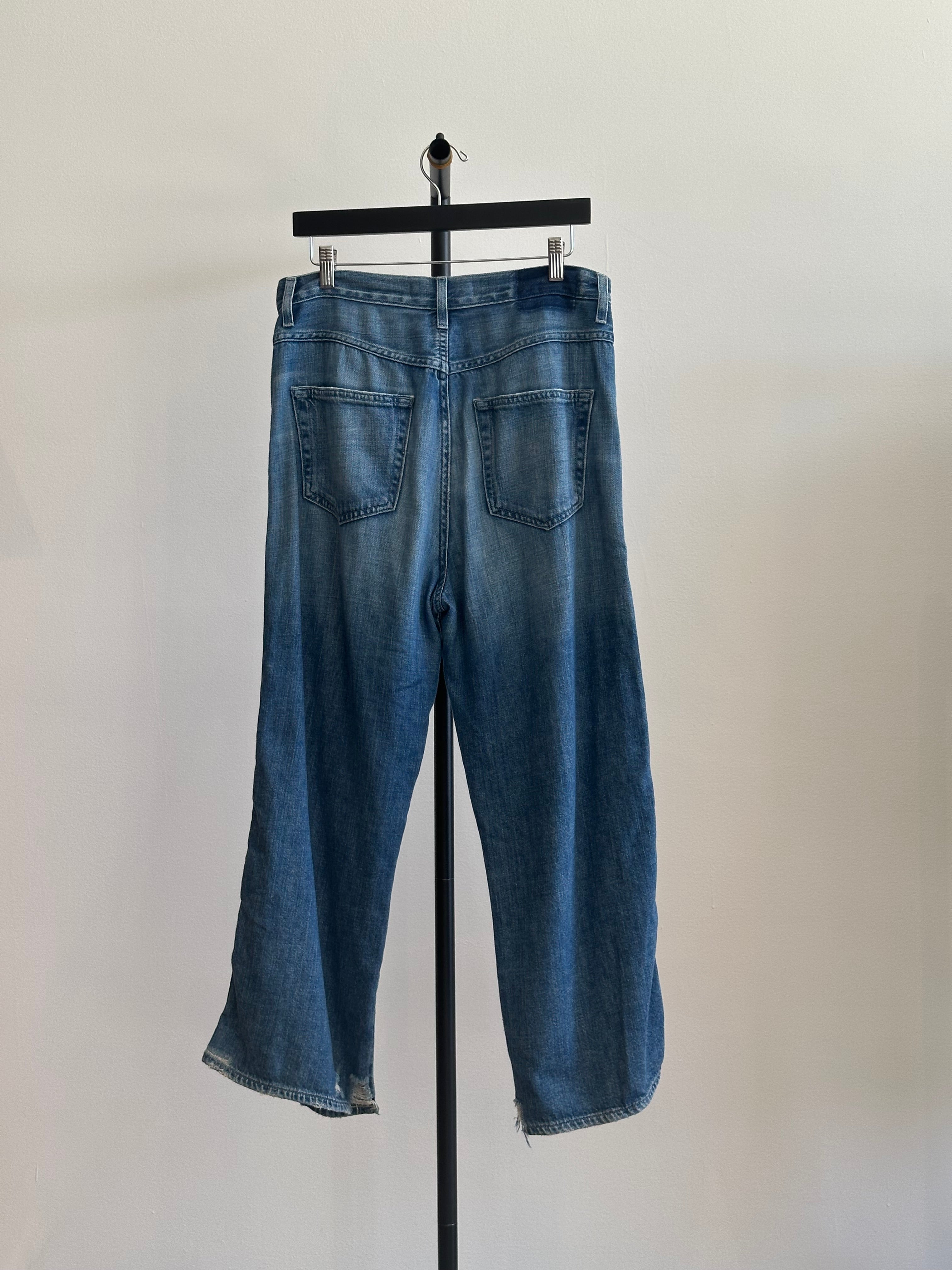 AMO Blue Jeans