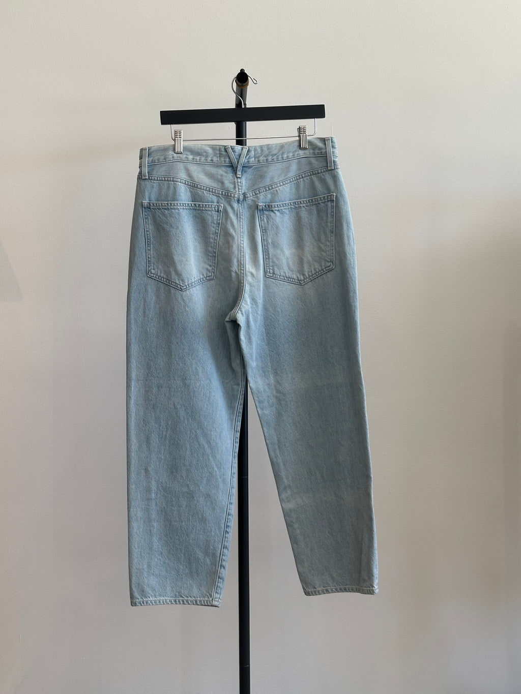 Veronica Beard Light Wash Barrel Jeans, 31
