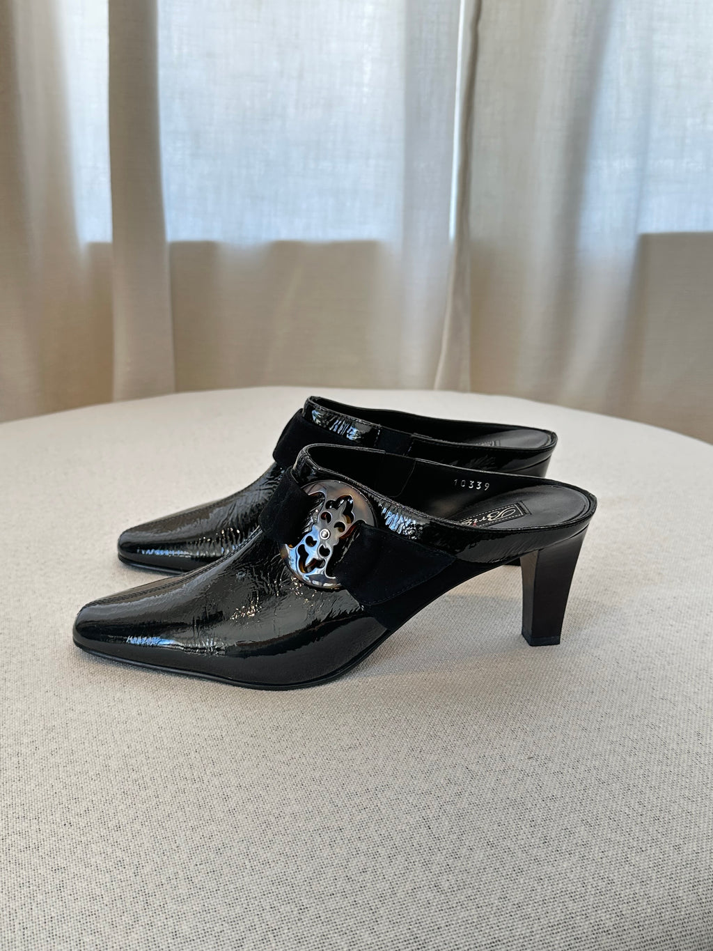 Vintage Brighton Patent leather Mules