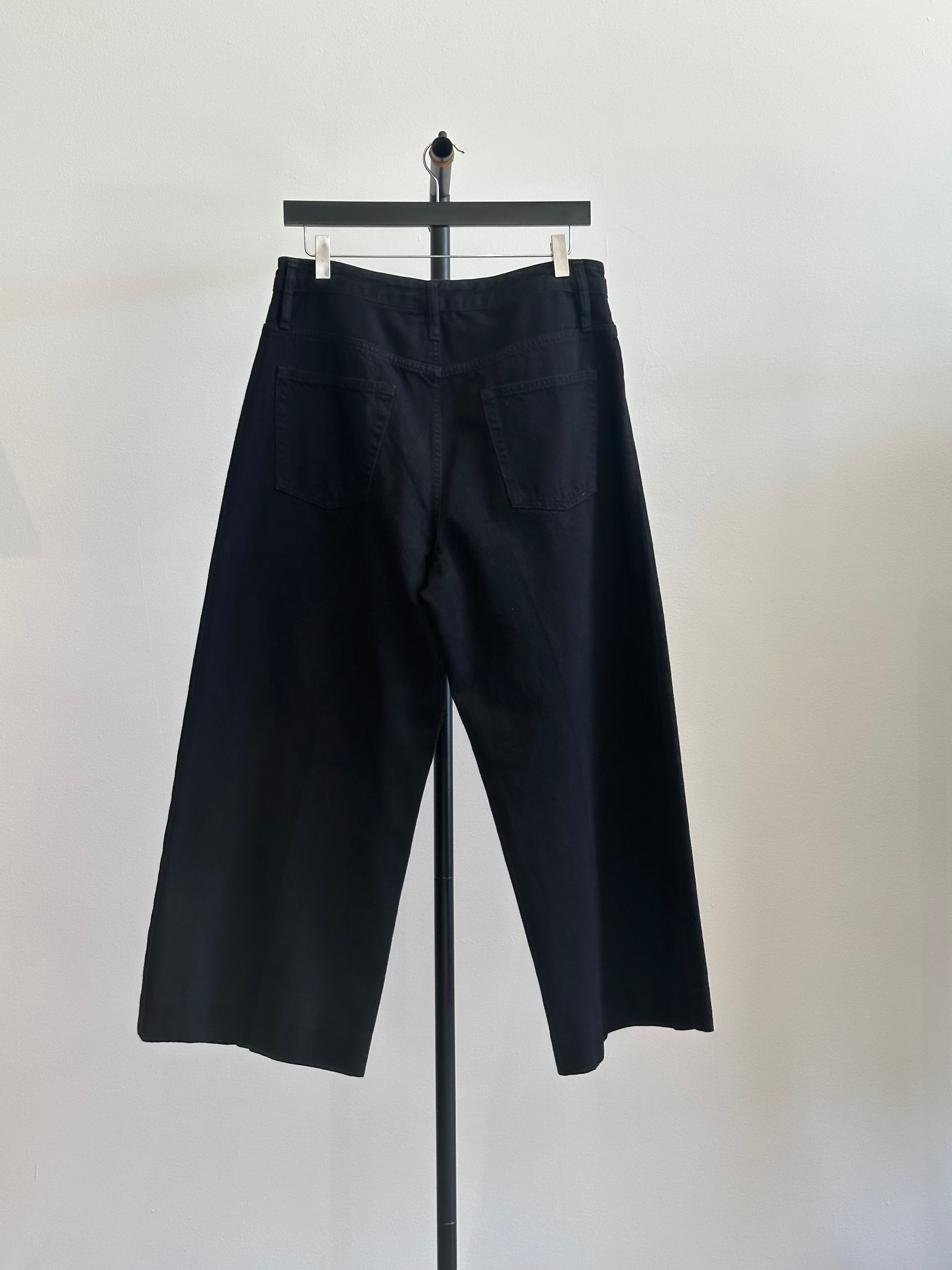 Frame Barrel Leg Jeans, Black Denim, Size 30