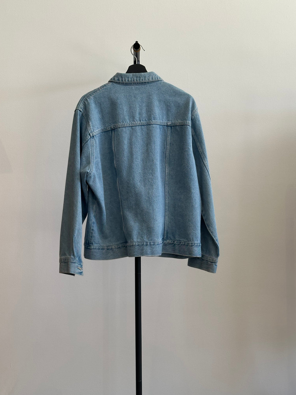 Vintage Distressed Relaxed Fit Denim Jacket, SZ L.
