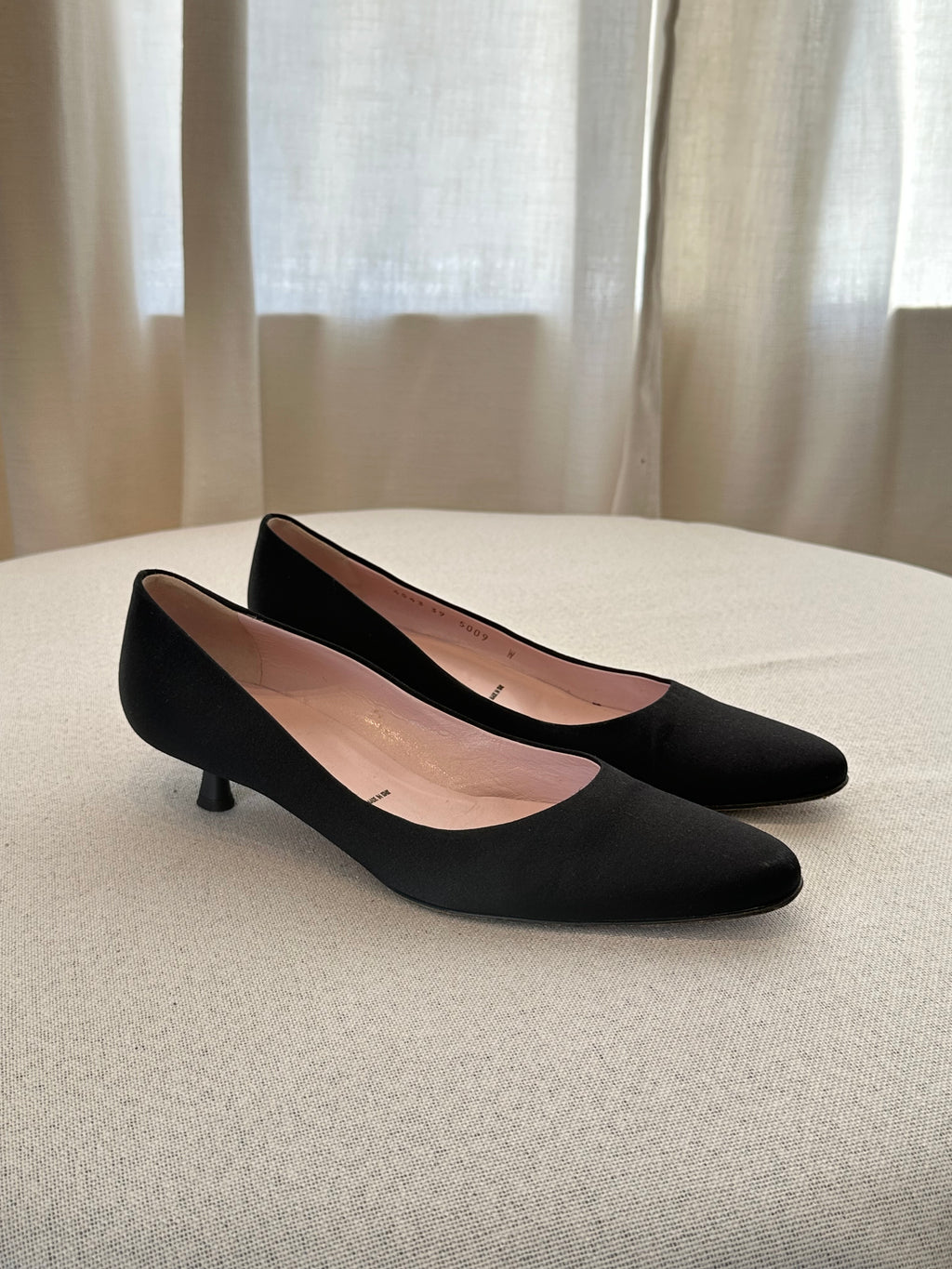 Vera Wang Black Shoes