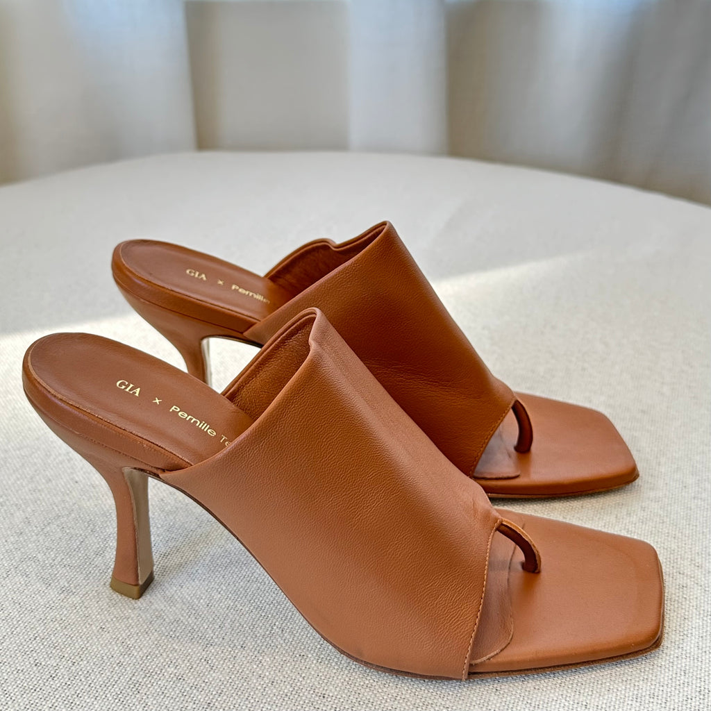 Gia X Pernille Camel Mule Shoes Sz 7
