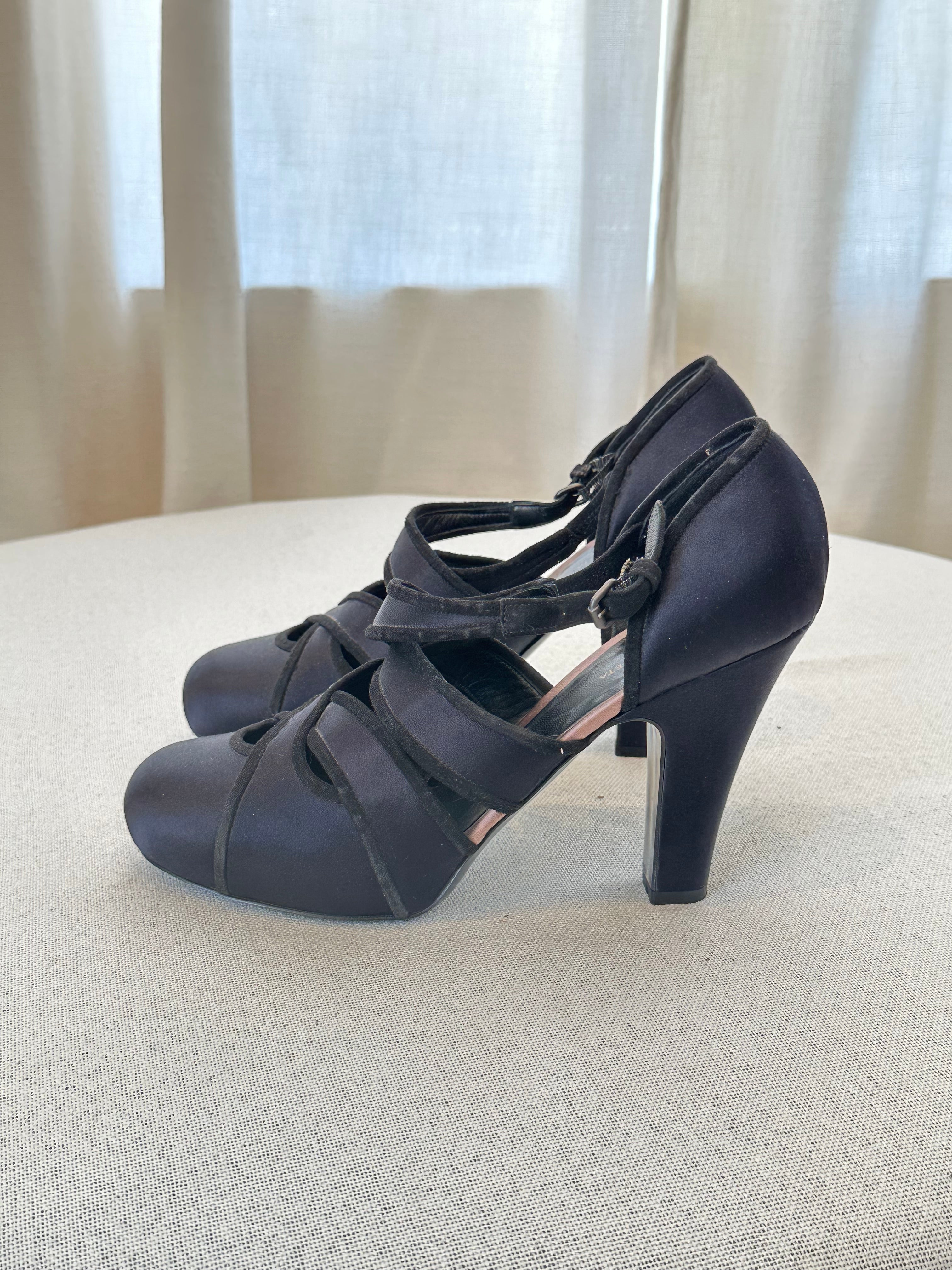 Bottega Veneta Satin D’Orsay Pumps