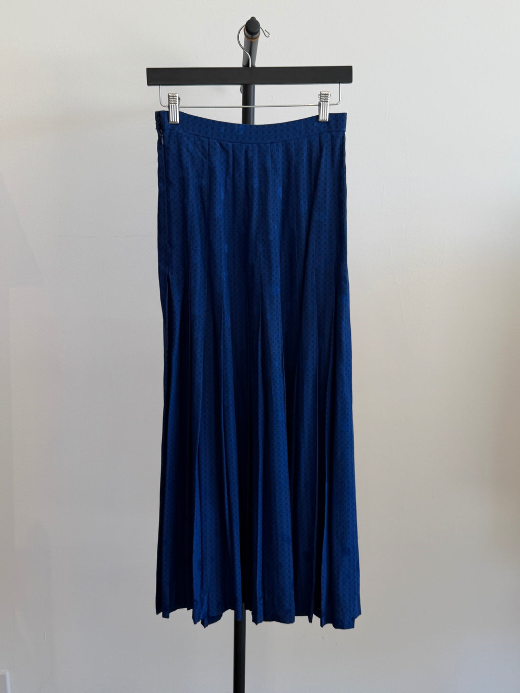 Oscar De La Renta Blue Pleated Skirt